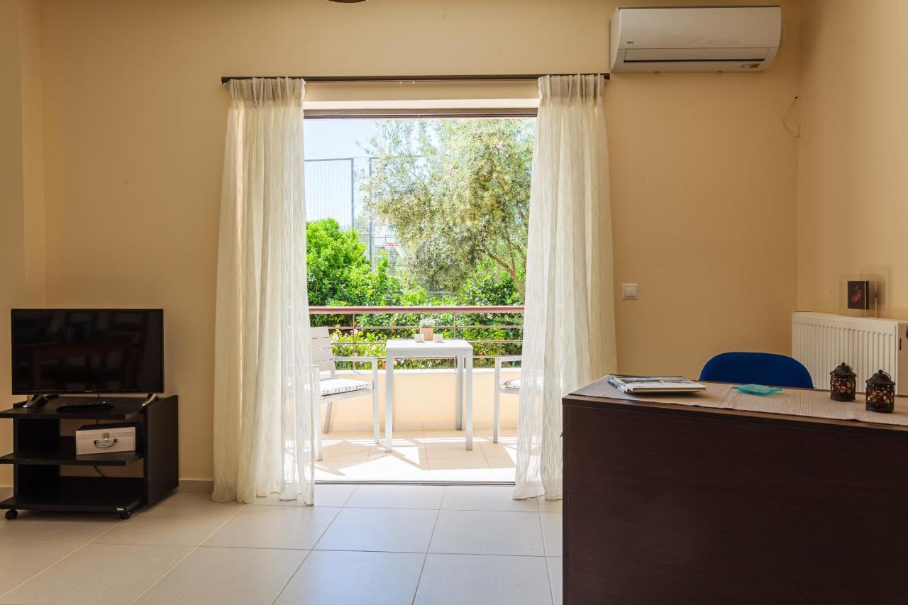 Armonia Studios Avia 1 Εξωτερικό φωτογραφία